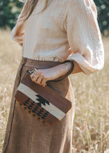 Load image into Gallery viewer, Journey Pouch - Sienna
