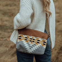 Load image into Gallery viewer, Tofino Pendleton Crossbody - Gray