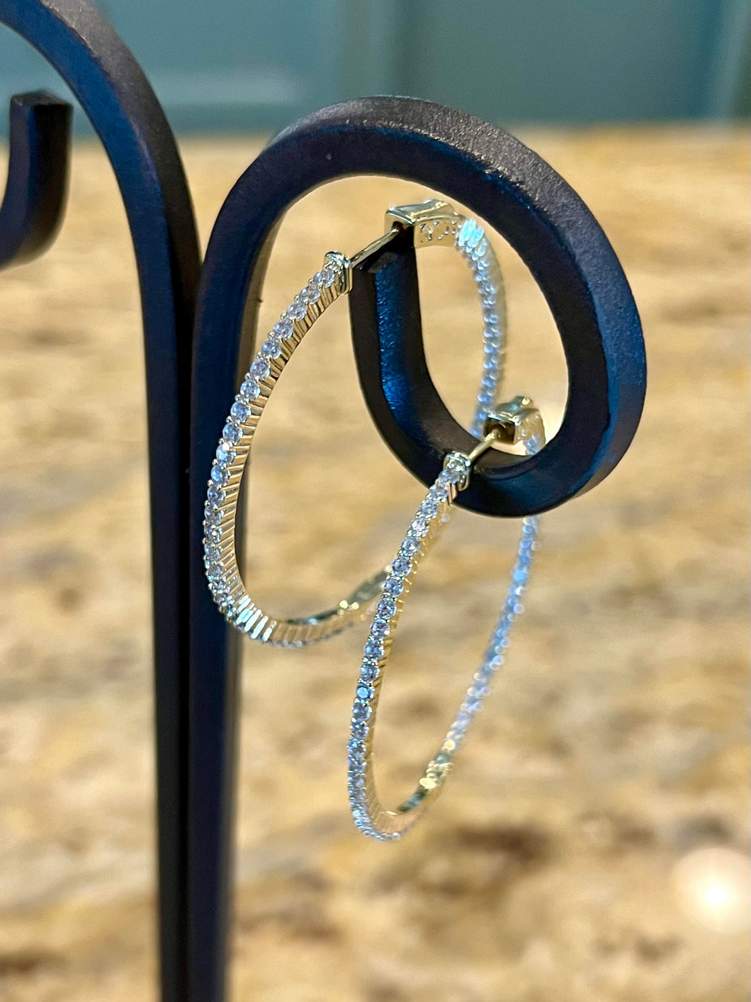 Lyra Inside Out Hoop