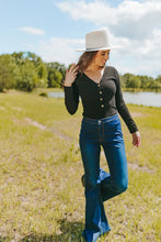 Load image into Gallery viewer, Harper Long Sleeve Button Up Bodysuit
