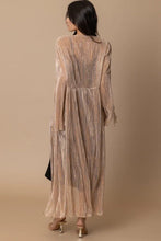 Load image into Gallery viewer, Cassidy Shimmer Kimono
