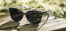 Load image into Gallery viewer, Pendleton Sunglasses - Grey Papago
